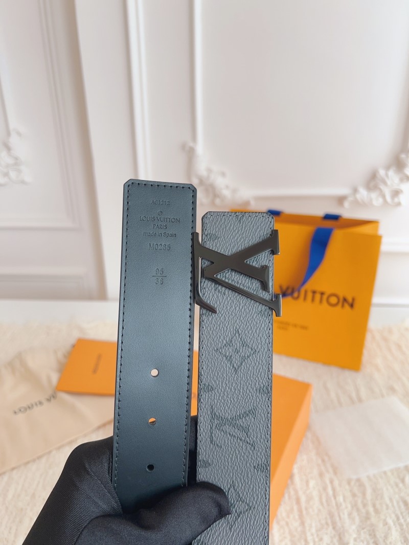 LOUIS VUITTON Belts